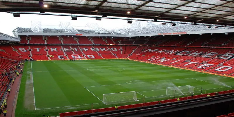 Khám phá lịch sử và kiến trúc của Sân vận động Old Trafford